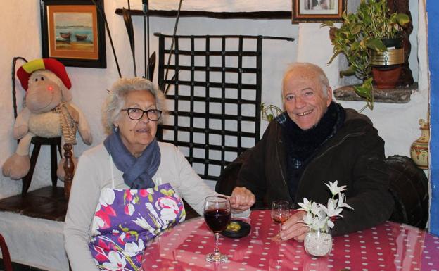 Miguel Campoy y Loli Pérez/Javier Almellones