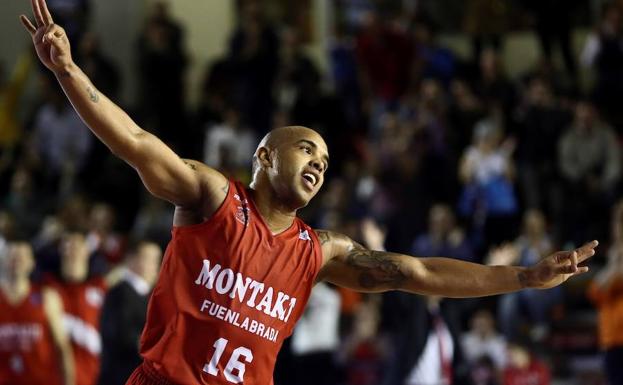 El base venezolano del Montakit Fuenlabrada Gregory Vargas celebra la victoria ante el Iberostar Tenerife. /EFE