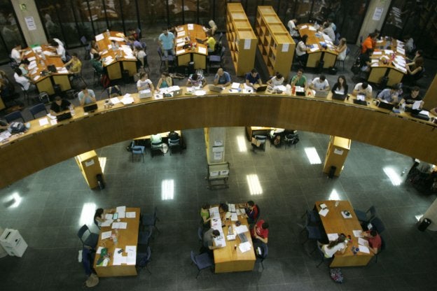 Imagen de archivo de la Biblioteca General. :: sur