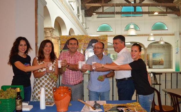 Presentación de la 49 Fiesta del Ajoblanco.