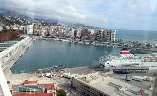 Vista del puerto de Málaga