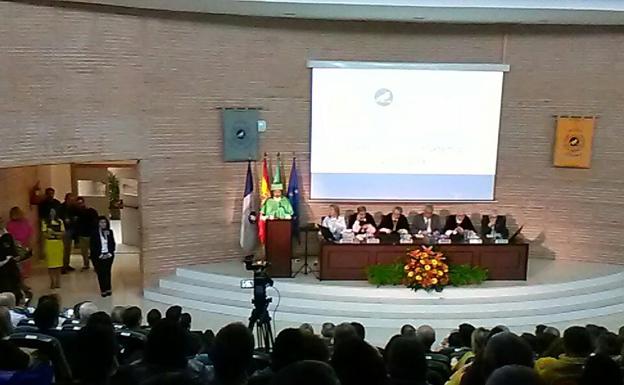 Narváez: «Las universidades no pueden seguir en esta situación de escasez de recursos»