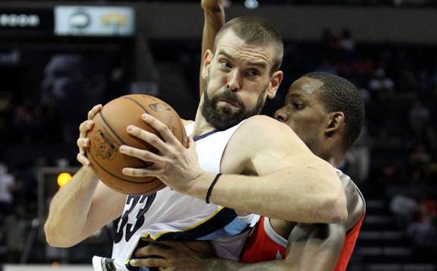 Marc Gasol, con el balón. /Efe