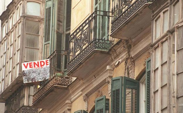 Un piso a la venta en la capital. /SUR