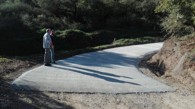 Un tramo del camino de la Acedía./Charo Márquez