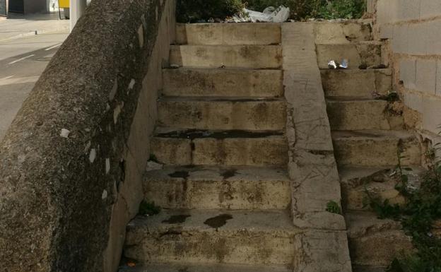Escaleras abandonadas.