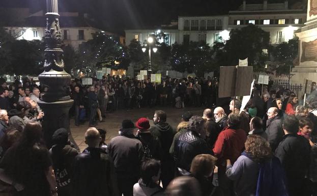 Concentración en la plaza de la Merced.