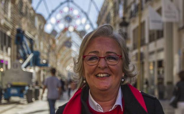 Teresa Porras, en calle Larios. /Fran Acevedo