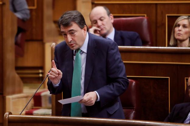 Aitor Esteban, portavoz del PNV en el Congreso. :: efe/