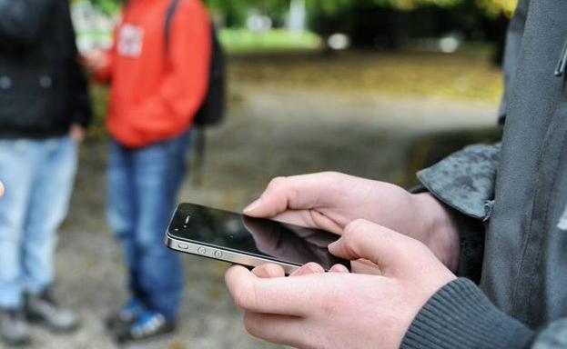 La Fiscalía analiza mensajes amenazantes contra la Semana Santa de un menor por redes sociales