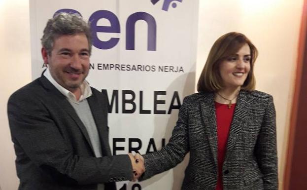 Juan Carlos Pinilla y Ángela Díaz, tras la asamblea de marzo. /Eugenio Cabezas