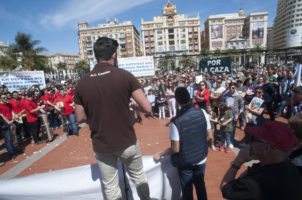 Un momento, ayer, de la concentración. :: francis silva /