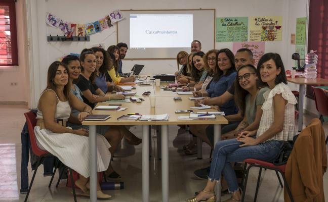 Las entidades coordinadoras de la provincia de Málaga se reunieron cara al nuevo curso de CaixaProinfancia./Eva S. Melendo