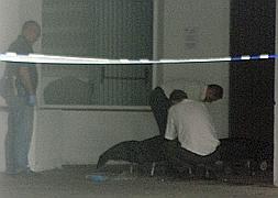 El cadáver fue hallado en la zona de Calahonda.:: J.J. Buiza/