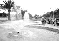 ESPECTACULAR. Los Jardines del Agua llenan de luz y frescor uno de los laterales del Río de Oro. / L. S./