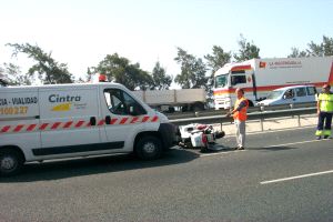 Muere un guardia civil y otro resulta herido grave en una colisión con