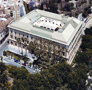 LA CUBIERTA. La reforma devolverá al palacio su aspecto original. / SUR/