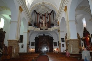 El órgano de la iglesia de la Encarnación provoca admiración en los visitantes. ::
JOSELE-LANZA/