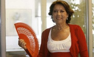 Magdalena Álvarez apoya la elección de María Gámez como candidata del PSOE a la Alcaldía de Málaga y asegura que su partido no barajó nunca que ella encabezara la lista. :: SALVADOR SALAS/