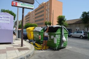 La huelga en la recogida de basuras empezará el 17 de diciembre. :: E. C../