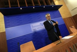 El expresidente andaluz José Antonio Griñán, durante la rueda de prensa en la que el jueves criticó el auto de Alaya que lo señala. :: Reuters/