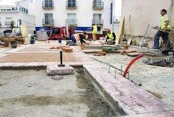 Los planes del Gobierno han permitido a los ayuntamientos ponerse al día con sus proveedores. :: SUR/