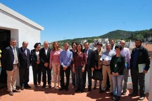 La consejera de Medio Ambiente, ayer en Monda con alcaldes, concejales y técnicos de la comarca. ::J. J. B../