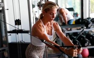 El entrenamiento viral de Elsa Pataky (que no podrás terminar)