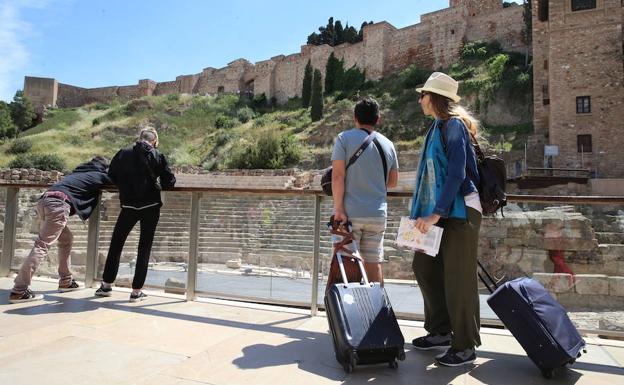 Turistas en Málaga capital. /Salvador Salas