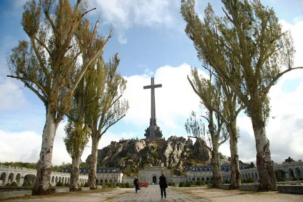 Vista general del Valle de los Caídos y del mausoleo donde está enterrado Franco. :: j. barbancho / reuters/