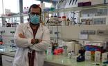 Carlos Benítez, en los laboratorios de Bionand./EvaSánchez Navarro