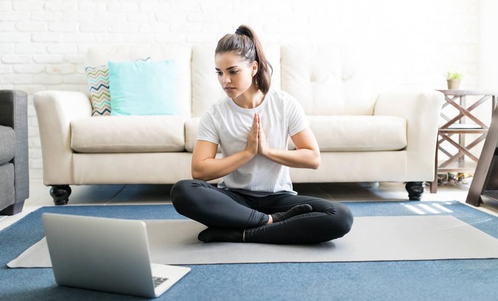 Las mejores plataformas en español para practicar yoga en casa | Diario Sur