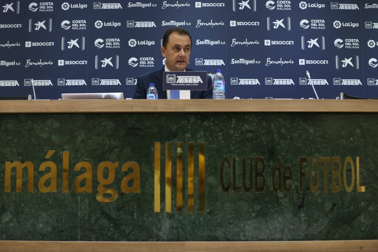 José María Muñoz, en la sala de prensa./SALVADOR SALAS