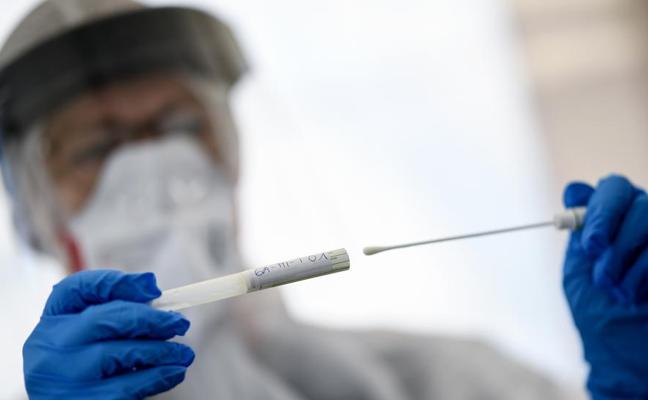 Sanidad notifica 18.047 nuevos casos y 148 muertes