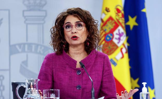 María Jesús Montero sobre la posibilidad de ser candidata por el PSOE en Andalucía: "Nunca en mi vida política especulo sobre mi suerte". 2 María Jesús Montero sobre la posibilidad de ser candidata por el PSOE en Andalucía: