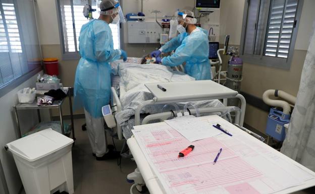 Andalucía suma 2.651 positivos y 21 muertos por coronavirus