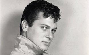 Tony Curtis, un seductor que compensaba sus depresiones con drogas