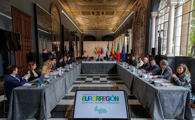 Un momento del encuentro que tuvo lugar en el Palacio de San Telmo. 