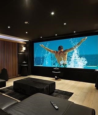 See & Touch instala en casas de todo el mundo salas de cine privadas