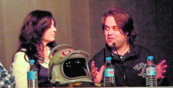 Fran Kapilla dialoga sobre cine y ciencia en el Colegio Salesiano