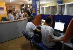 Mediante Grave harto Los cibercafés se reinventan | Diario Sur